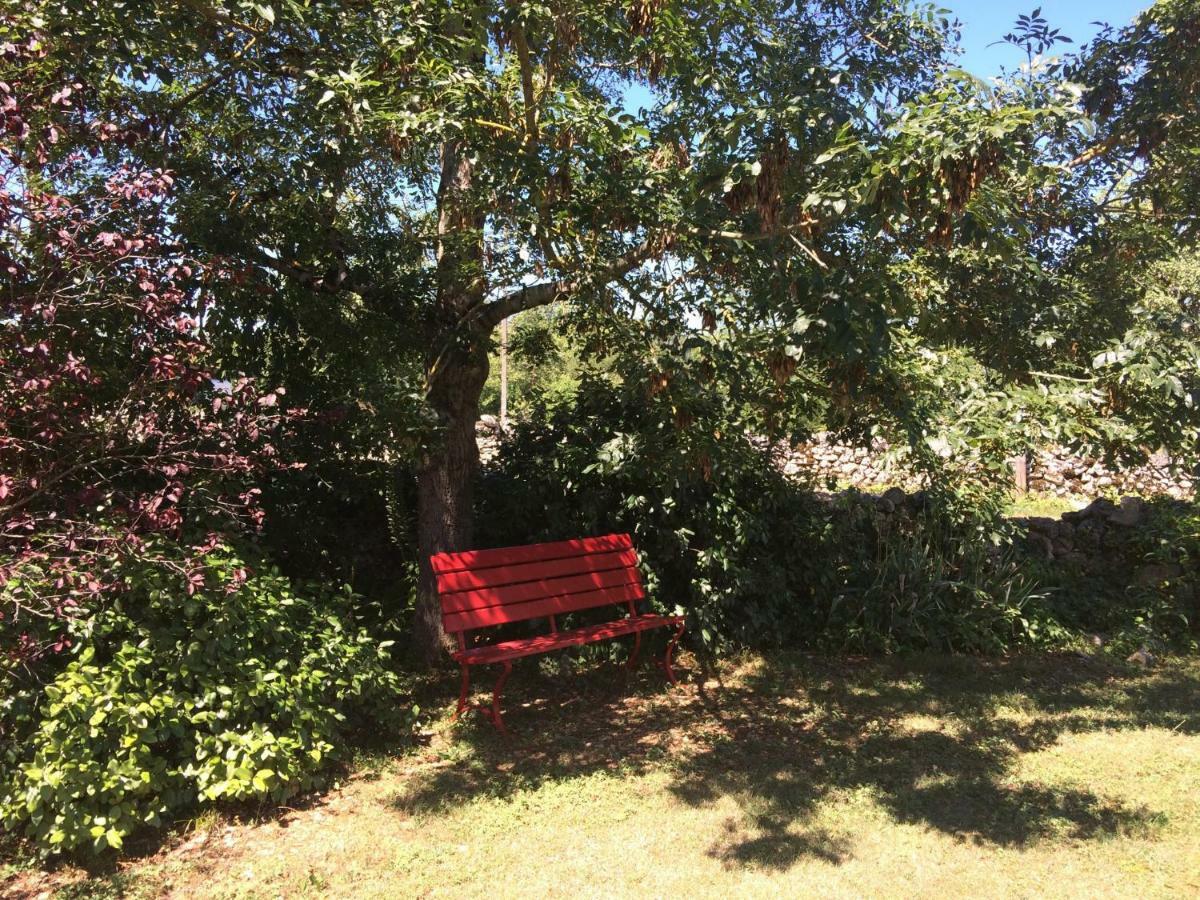 Le Couvent Bed & Breakfast Saint-Jean-de-Laur ภายนอก รูปภาพ