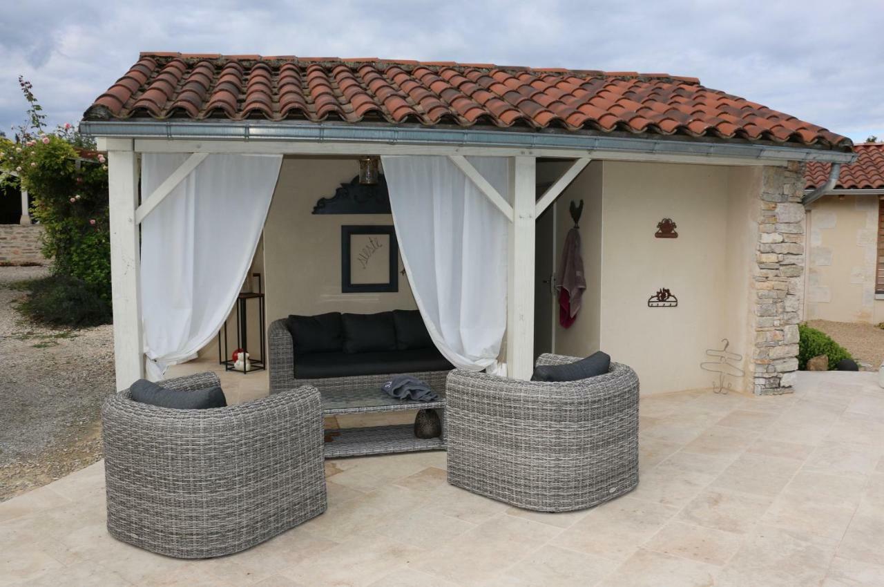 Le Couvent Bed & Breakfast Saint-Jean-de-Laur ภายนอก รูปภาพ