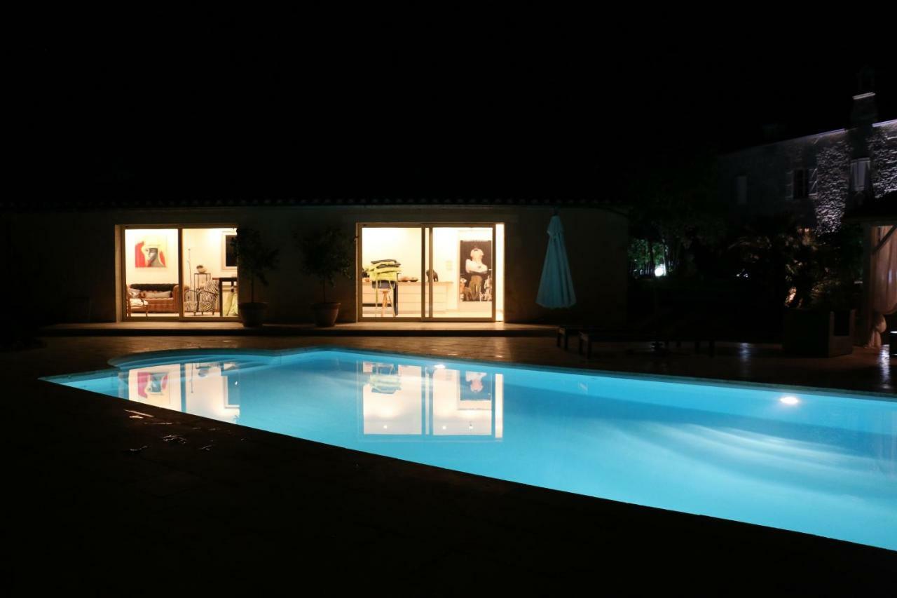 Le Couvent Bed & Breakfast Saint-Jean-de-Laur ภายนอก รูปภาพ