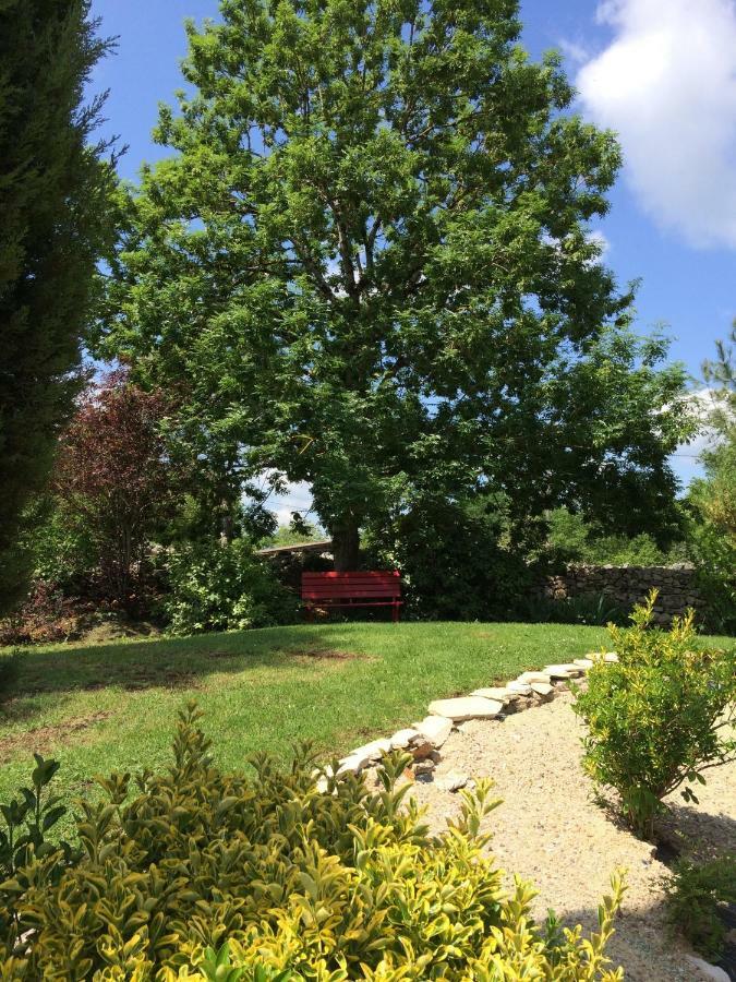 Le Couvent Bed & Breakfast Saint-Jean-de-Laur ภายนอก รูปภาพ